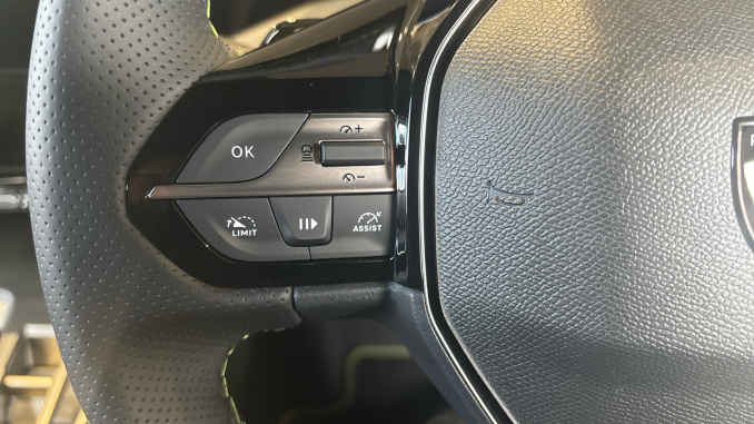 Peugeot 308 1.2 Hybrid 145 GT Premium 5dr e-DSC6 Petrol Hatchback - Image 16